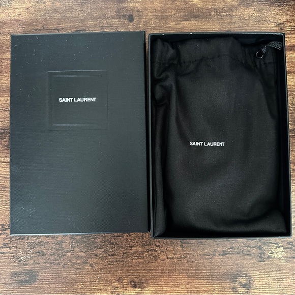 🆕 NWT Yves Saint Laurent Metallic Gold Wallet - Picture 8 of 9